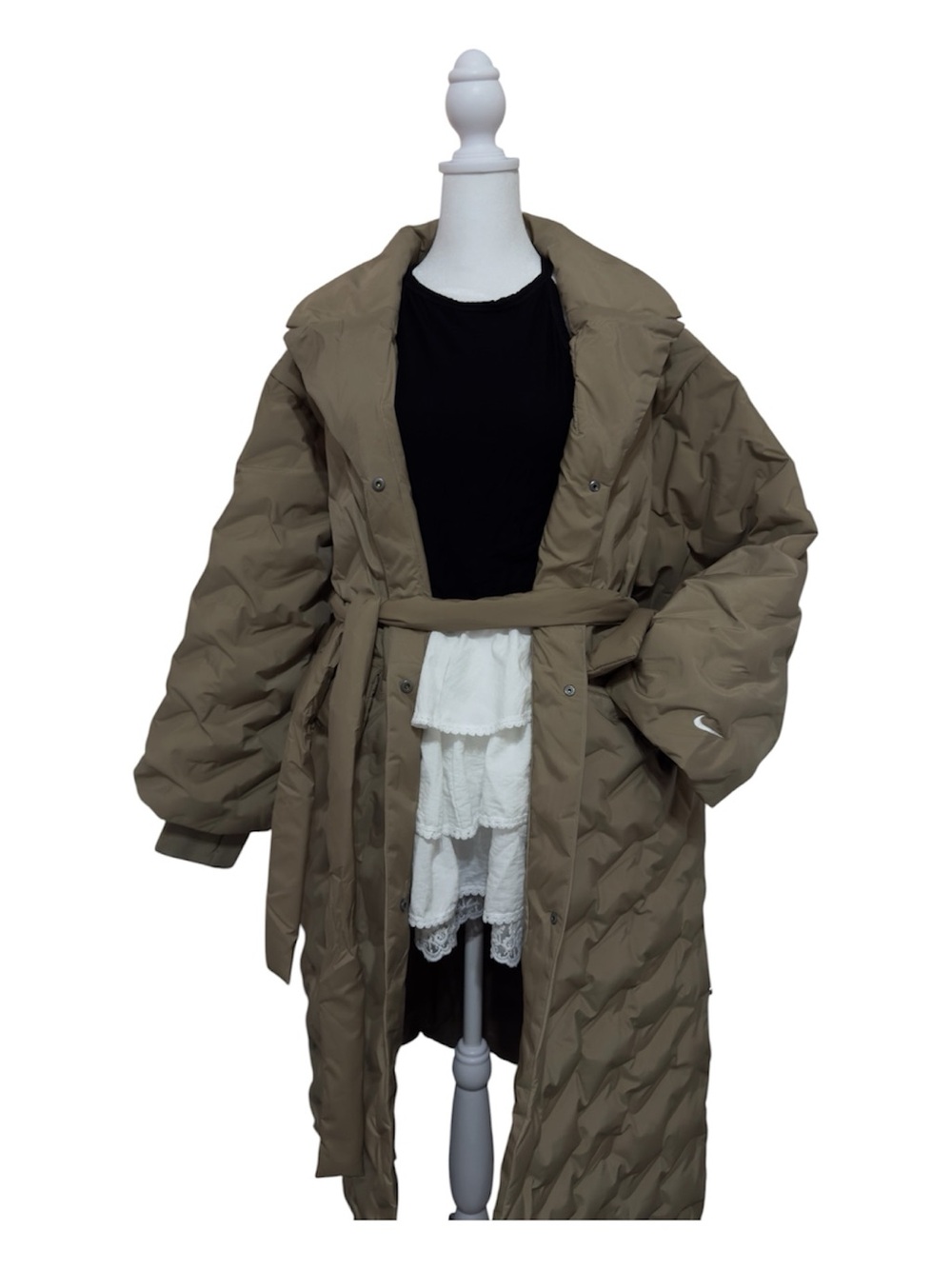 $400 Nike Swoosh Series Women’s Long Puffer Coat Brown Insulated Quilted Belt M